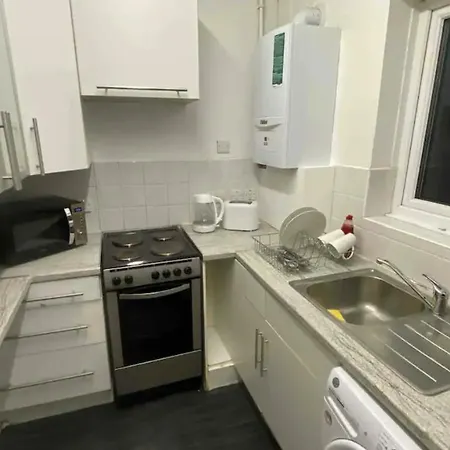 Double And Single Bedrooms In London Flat